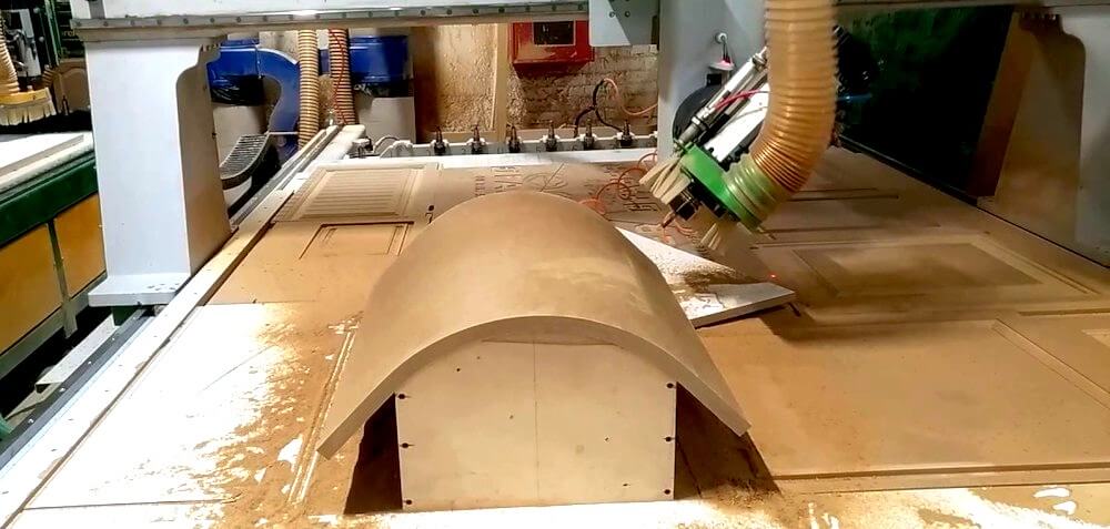 Фрезерование гнутого фасада на woodtec