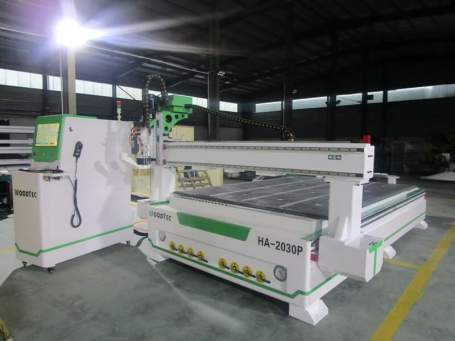 Фрезерно-гравировальный станок с ЧПУ WoodTec HA 2030 P — автоматическая смена инструмента и обработка листов целиком