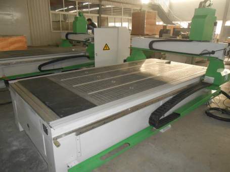 Фрезерно-гравировальный станок с ЧПУ WoodTec HP 1325 С