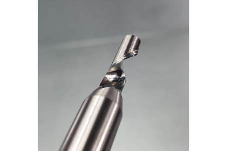 Фреза спиральная по алюминию Z1 D=5x17x60 S=8 Rotis 138.051760AL1-8 (L1-60 мм, L2-17 мм, D1-5 мм, D2-8 мм)